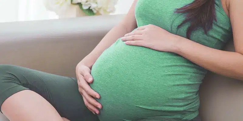 En este momento estás viendo Embarazo adolescente: consecuencias sociales y emocionales