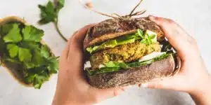 Lee más sobre el artículo Hamburguesas vegetarianas: 3 formas deliciosas de prepararlas