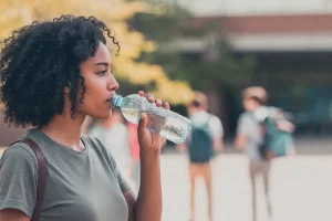 Lee más sobre el artículo Consumo de agua: claves para una hidratación óptima